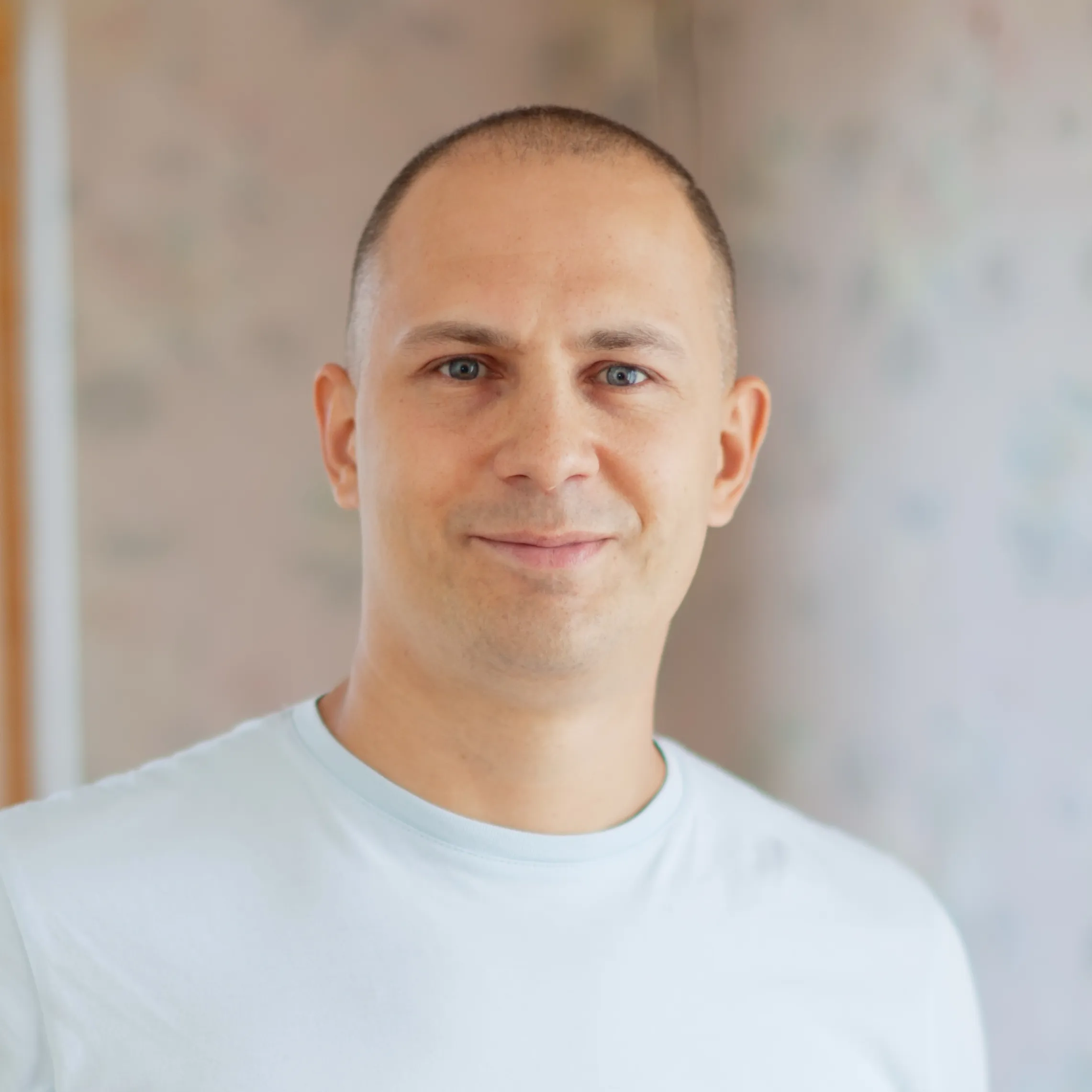 Gesicht eines Bodenlegers der Aufmass Pro benutzt